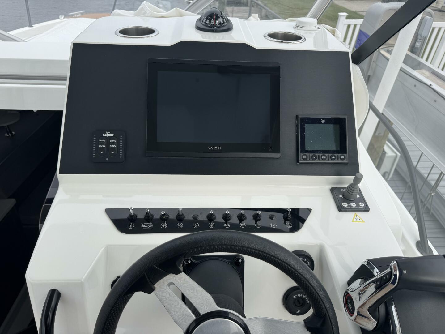 Slide: The Image of Beneteau Flyer 9 Sundeck 2024 - 5693610