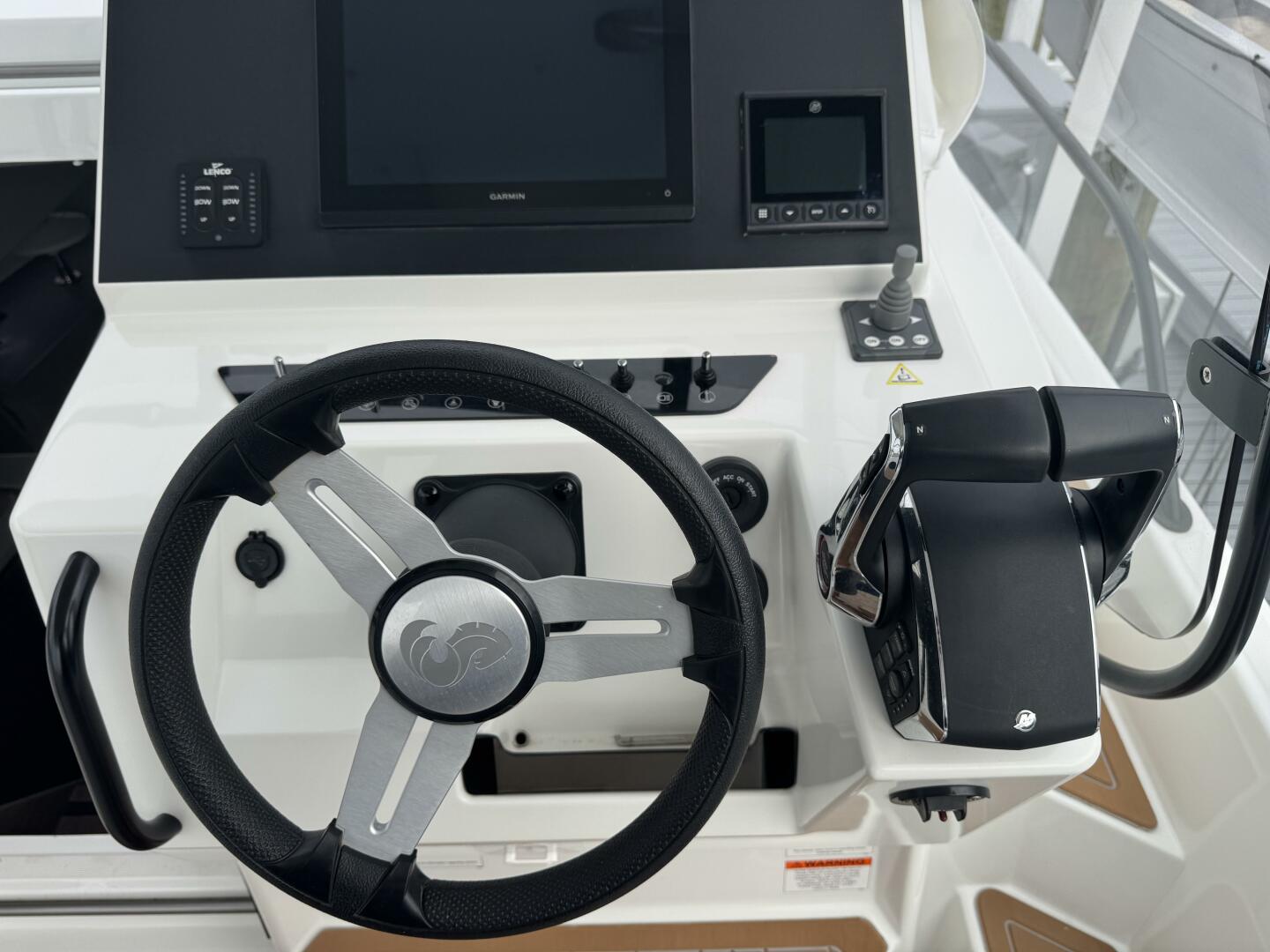 Slide: The Image of Beneteau Flyer 9 Sundeck 2024 - 5693611