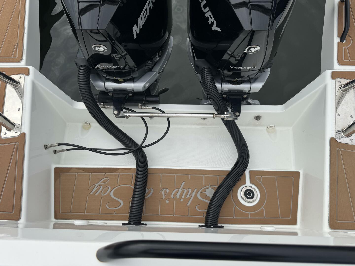 Slide: The Image of Beneteau Flyer 9 Sundeck 2024 - 5693635