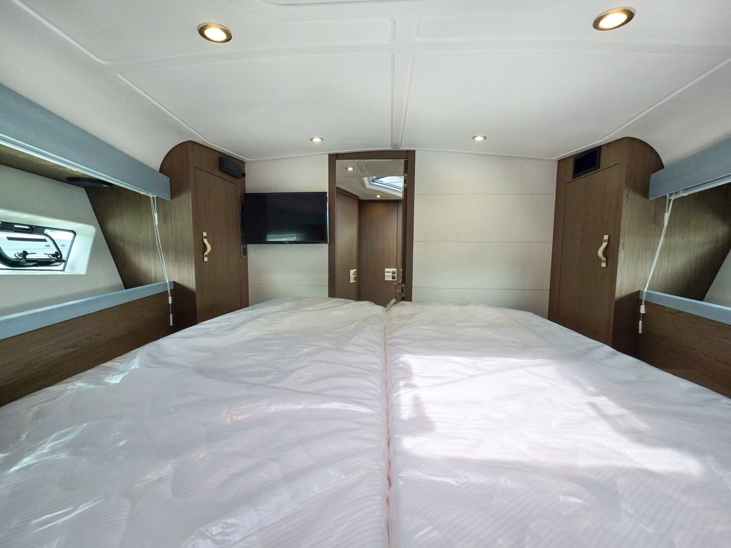 Slide: The Image of Beneteau Gran Turismo 40 2019 - 5490000