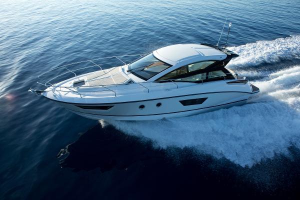 Slide: The Image of Beneteau Gran Turismo 40 2020 - 6