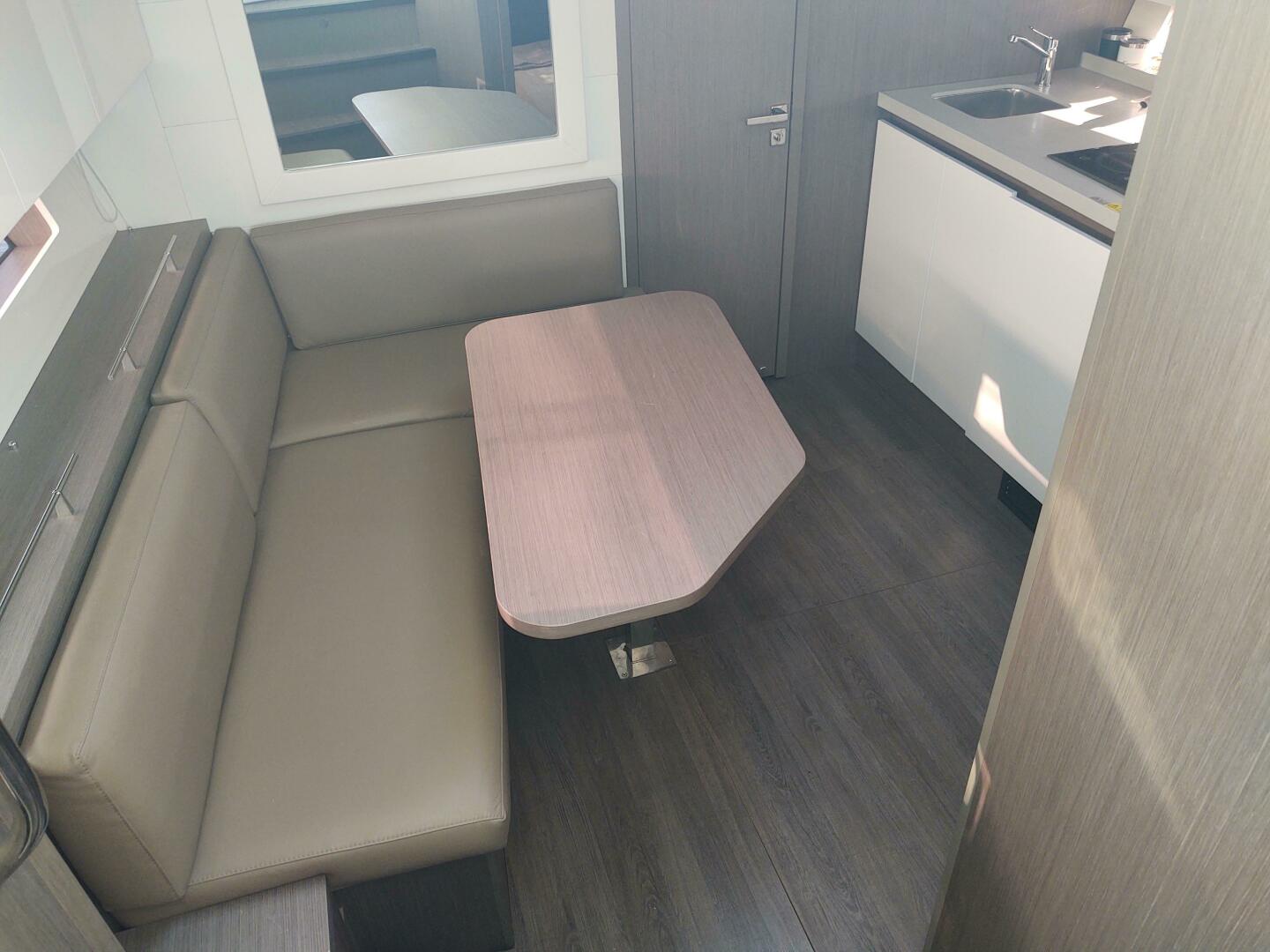 Slide: The Image of Beneteau Gran Turismo 41 2022 - 4176054