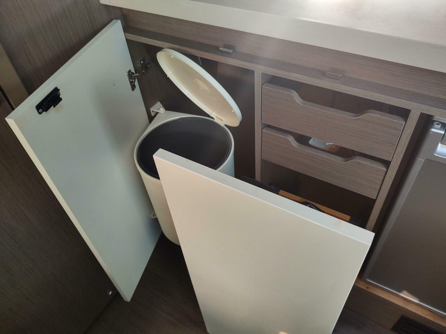 Slide: The Image of Beneteau Gran Turismo 41 2022 - 4176058