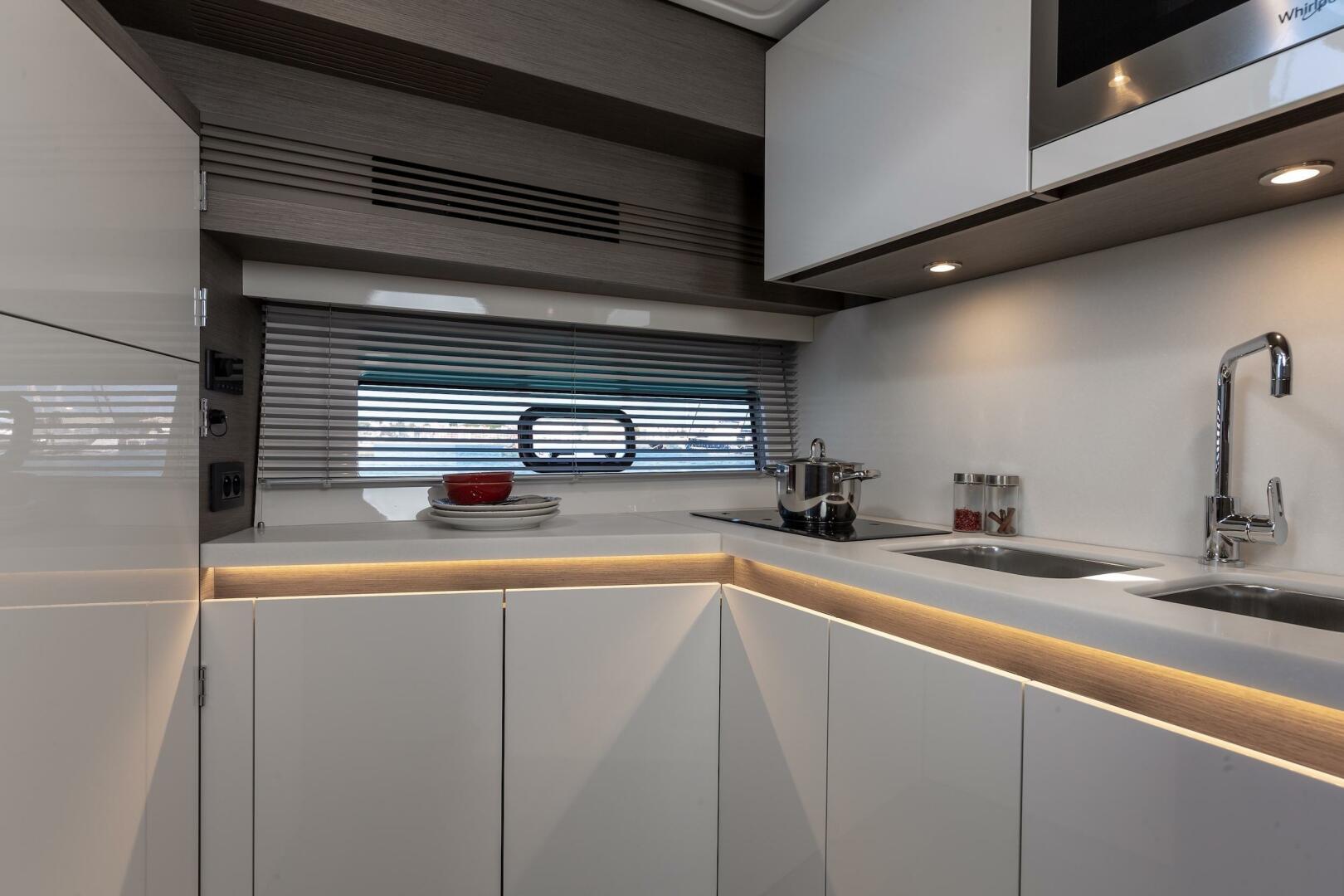 Slide: The Image of Gran Turismo 45 Galley - 5153749