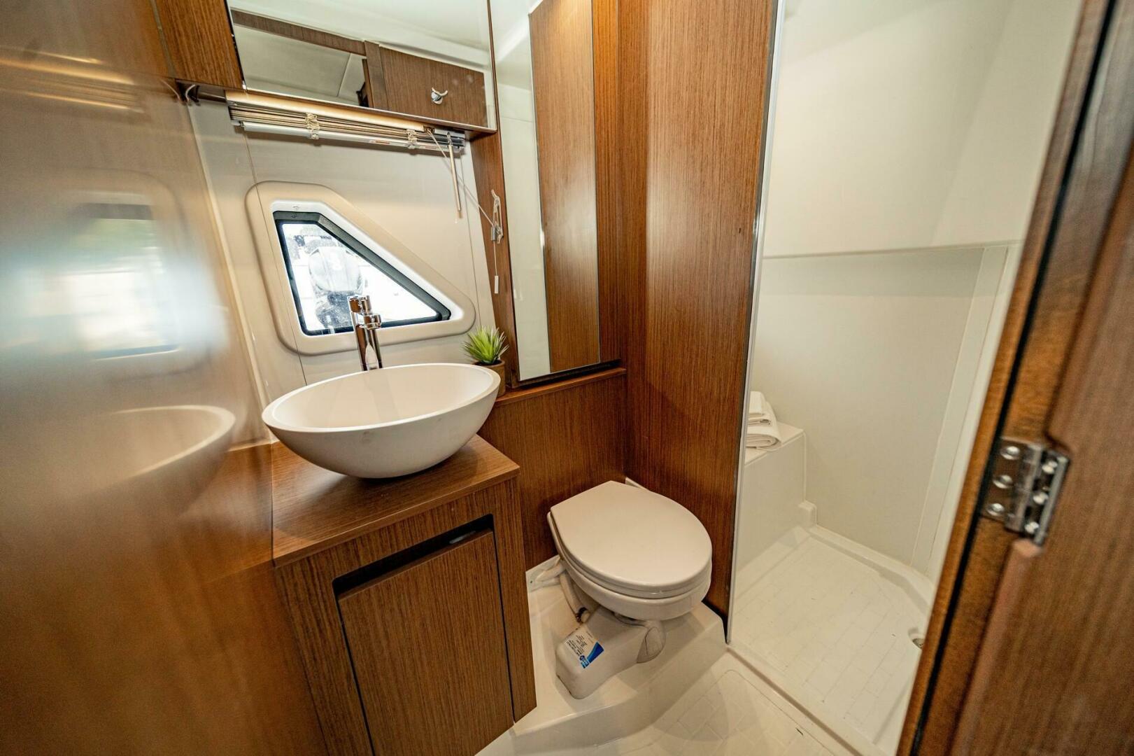 Slide: The Image of Beneteau GT36 2024 - 5286378