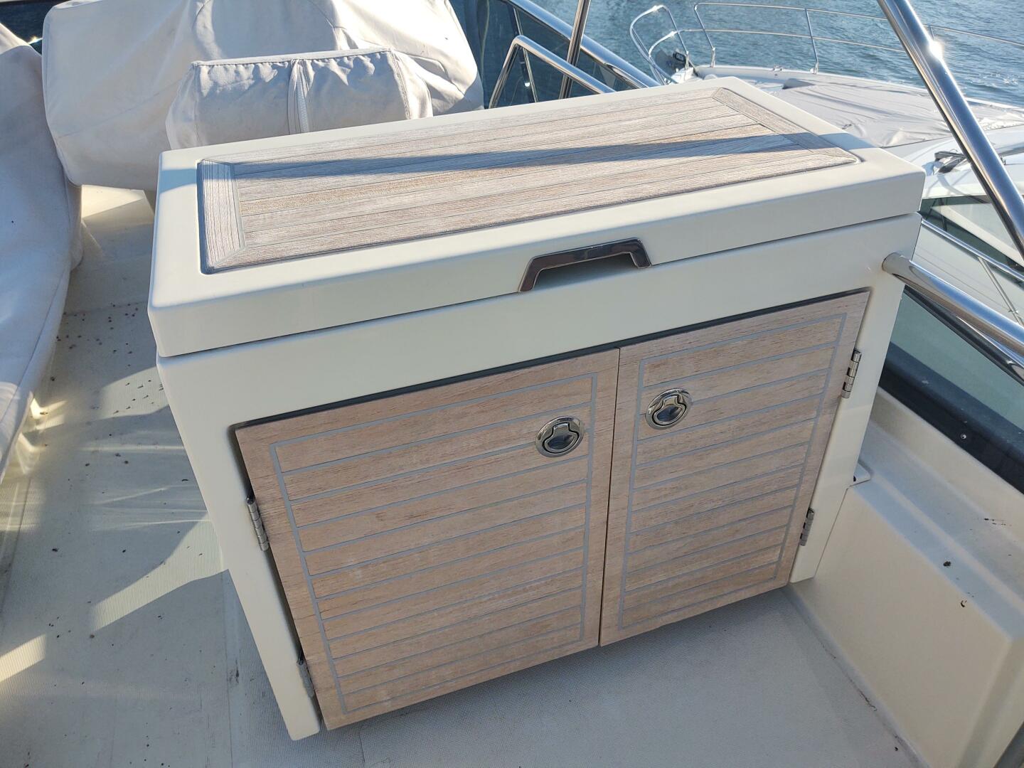 Slide: The Image of Beneteau MC5 2019 - 4810279