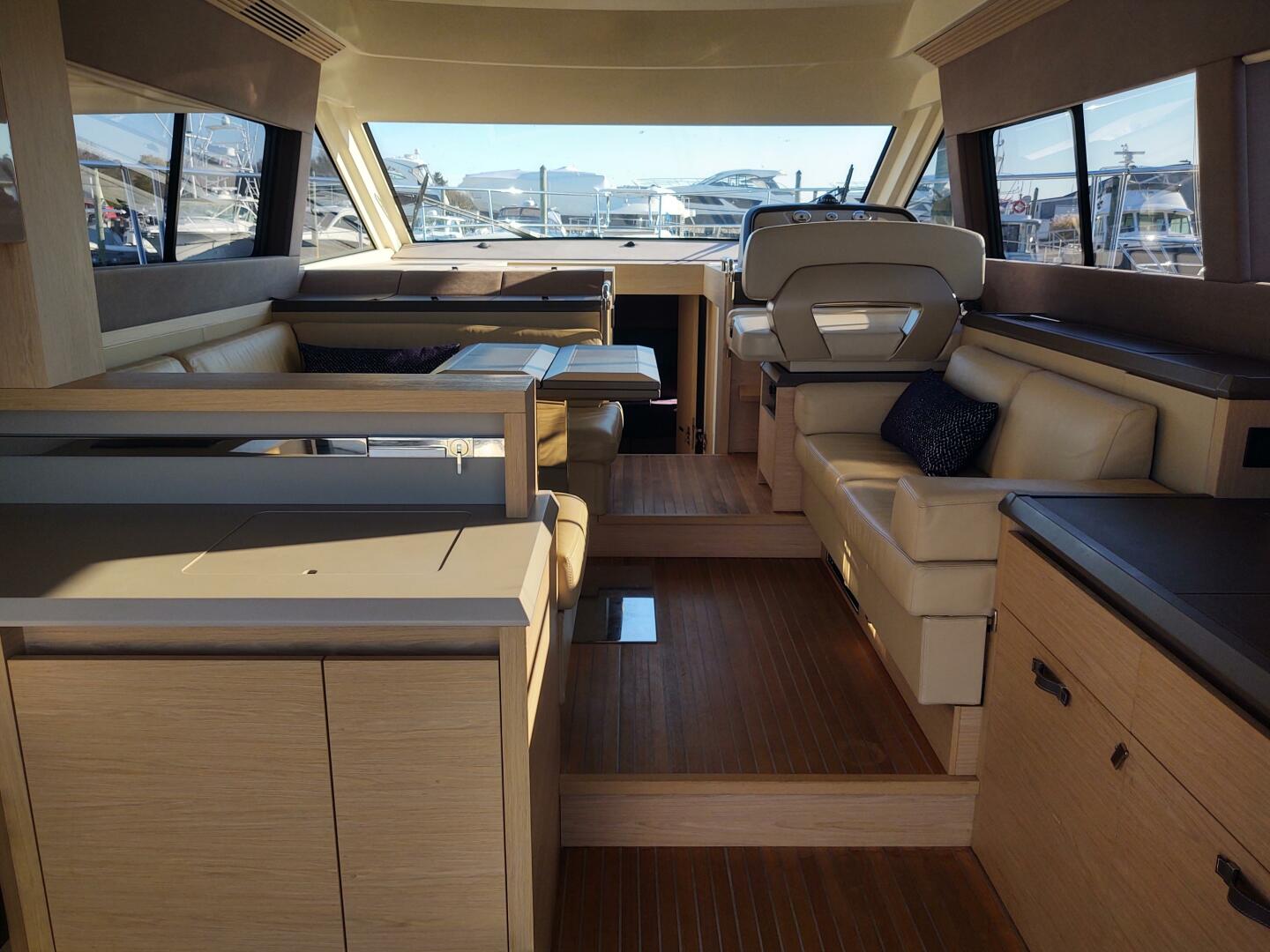 Slide: The Image of Beneteau MC5 2019 - 4810282