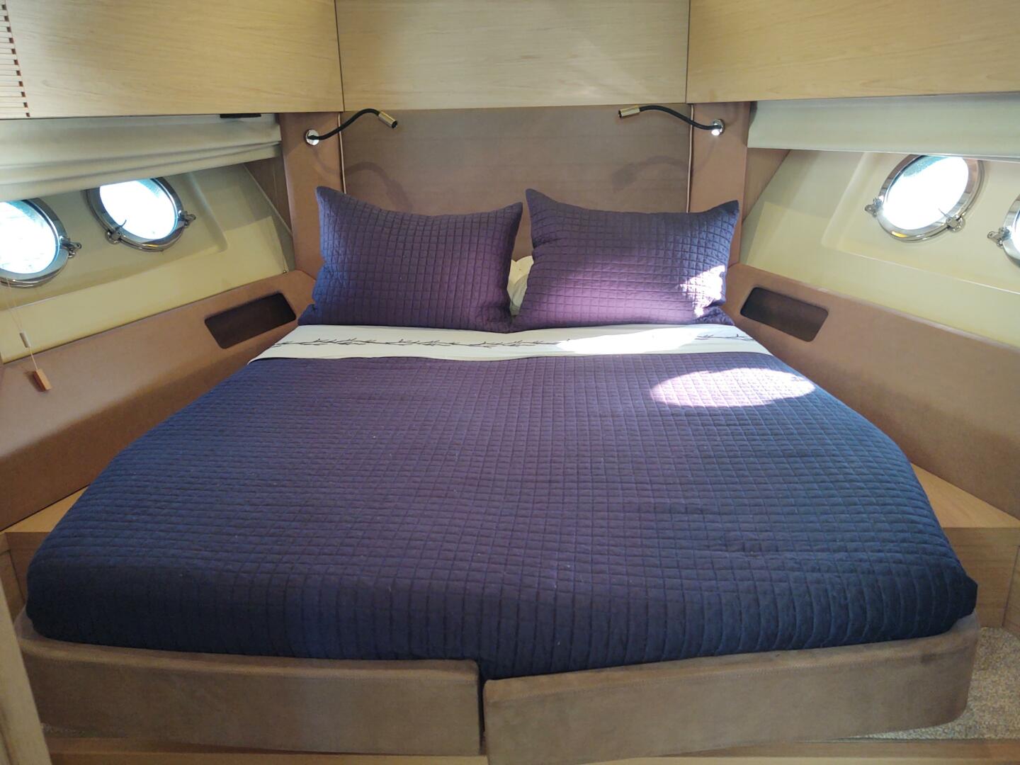 Slide: The Image of Beneteau MC5 2019 - 4810300