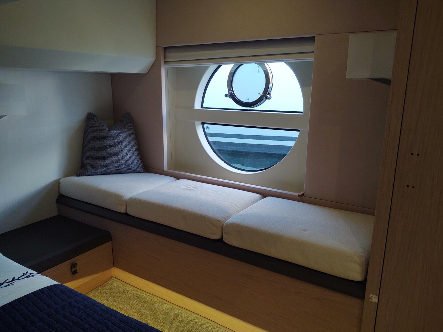 Slide: The Image of Beneteau MC5 2019 - 4810314