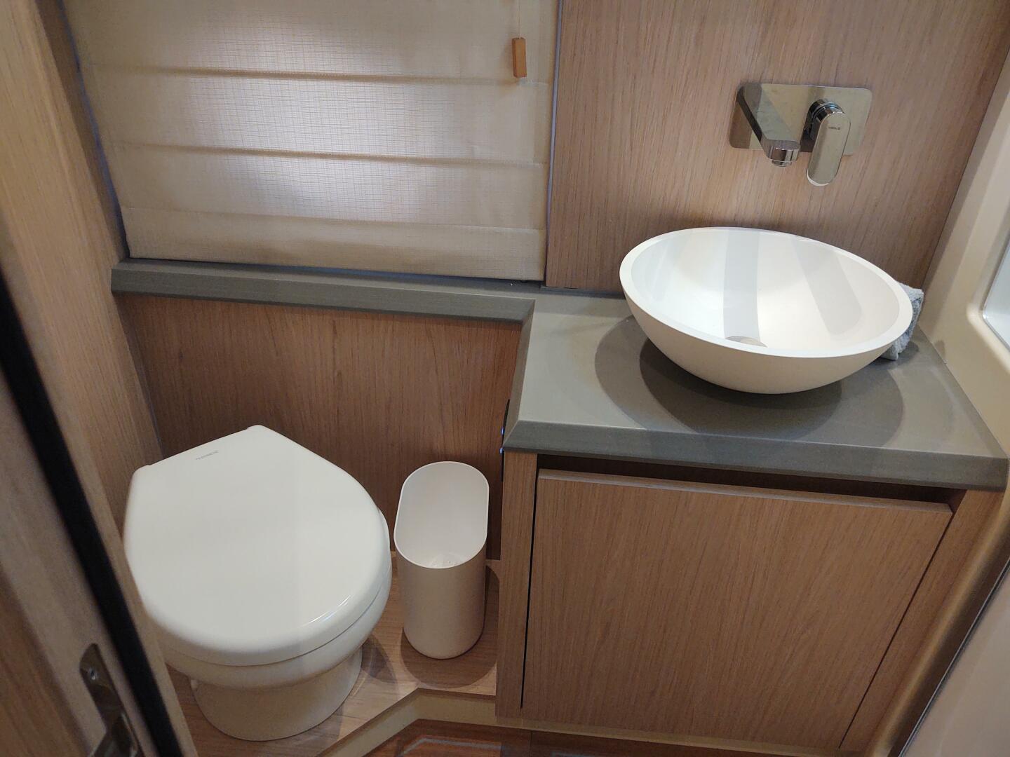 Slide: The Image of Beneteau MC5 2019 - 4810316