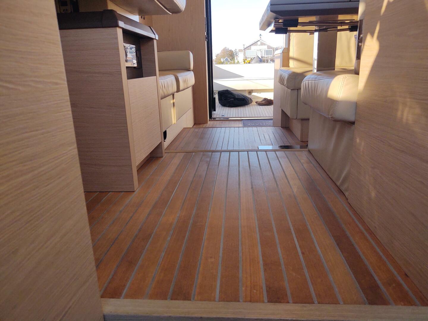 Slide: The Image of Beneteau MC5 2019 - 4810318