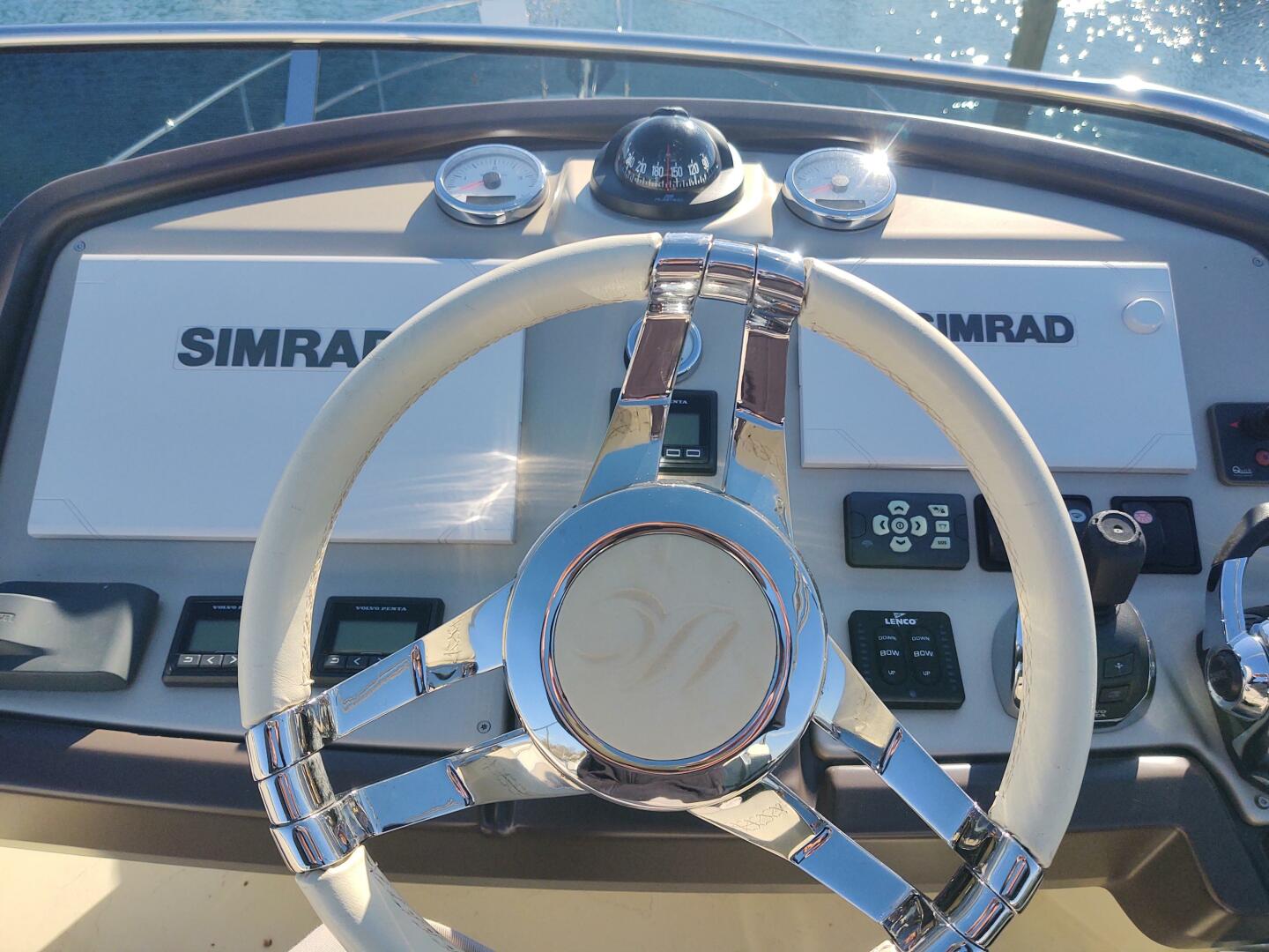 Slide: The Image of Beneteau MC5 2019 - 4810323