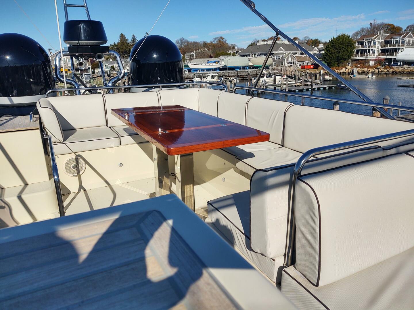 Slide: The Image of Beneteau MC5 2019 - 4810326