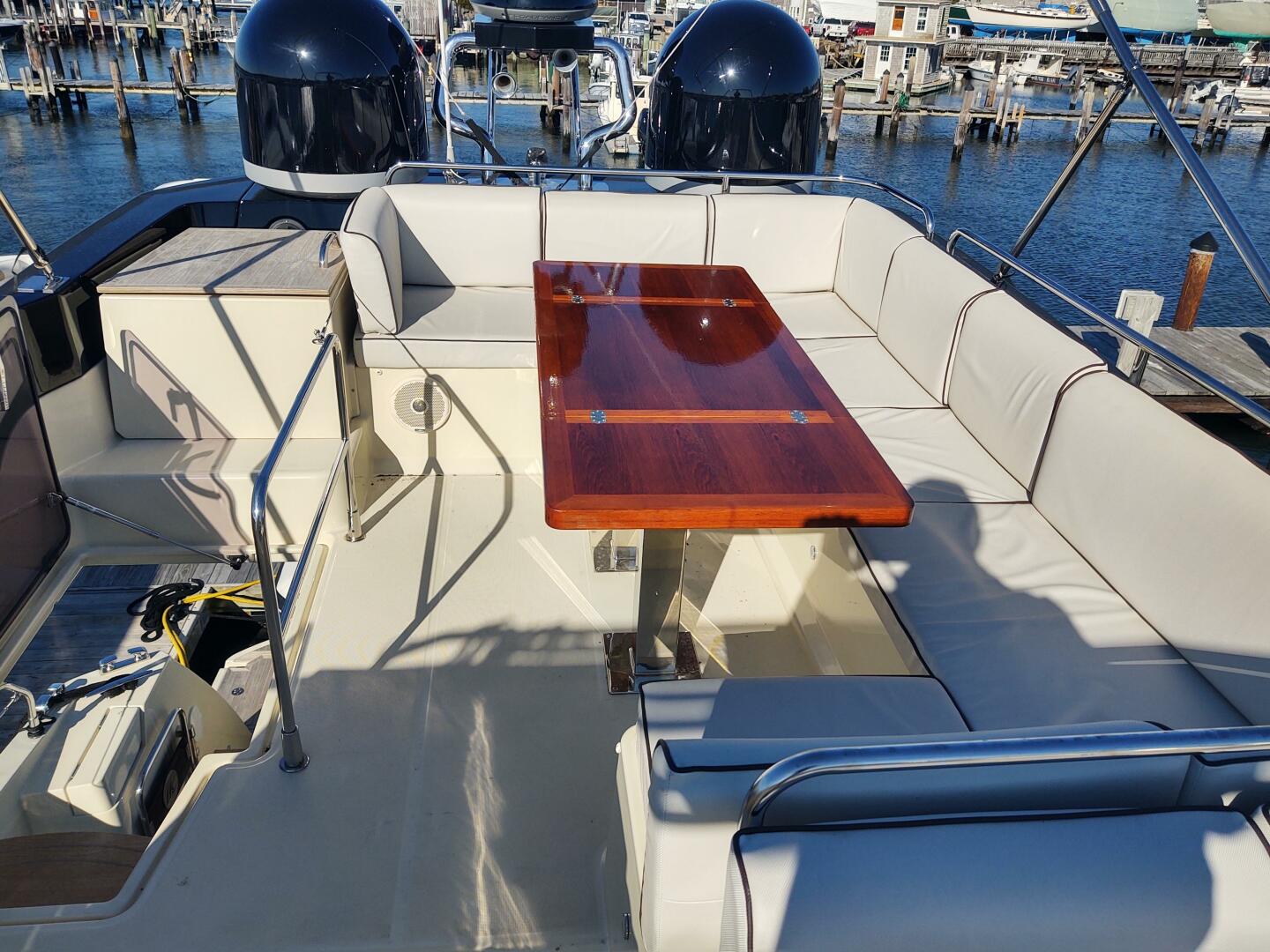 Slide: The Image of Beneteau MC5 2019 - 4810328