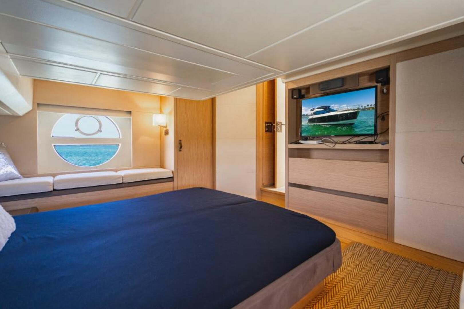 Slide: The Image of Beneteau Monte Carlo MC5 w/SeaKeeper 2017 - 4726803