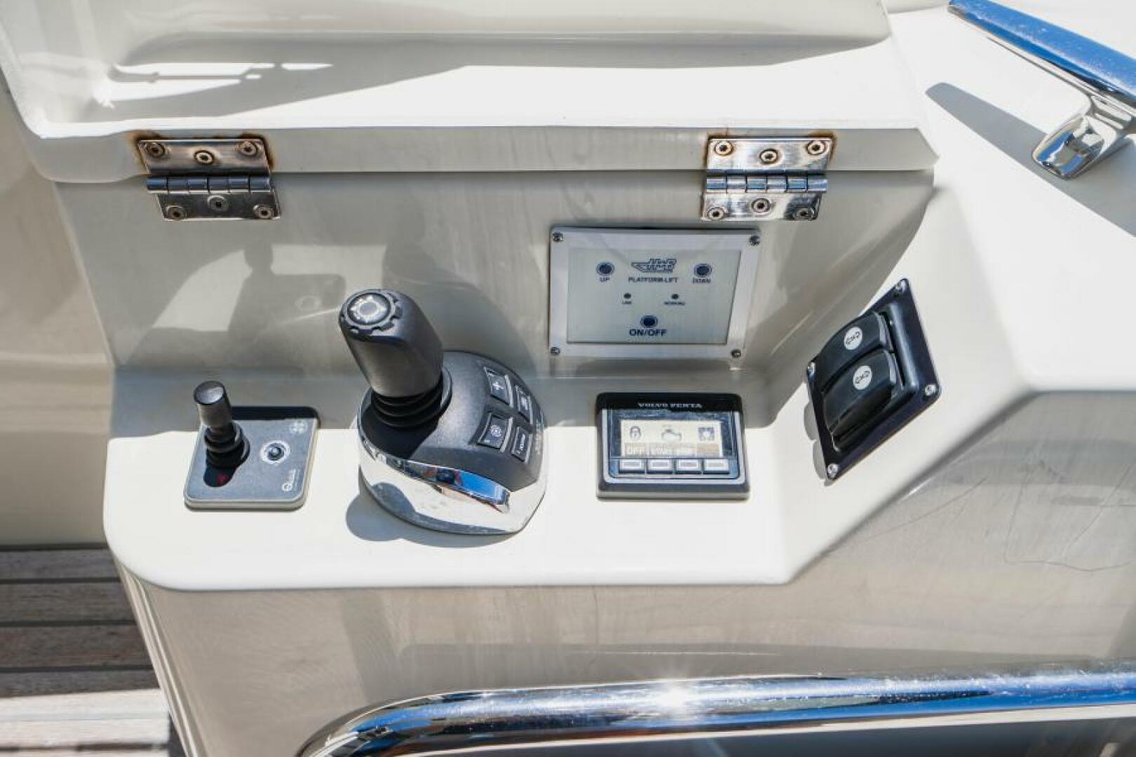 Slide: The Image of Beneteau Monte Carlo MC5 w/SeaKeeper 2017 - 4726810