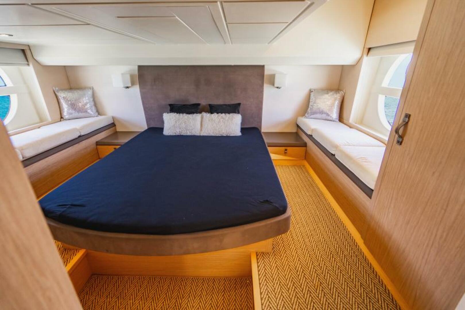 Slide: The Image of Beneteau Monte Carlo MC5 w/SeaKeeper 2017 - 4726820