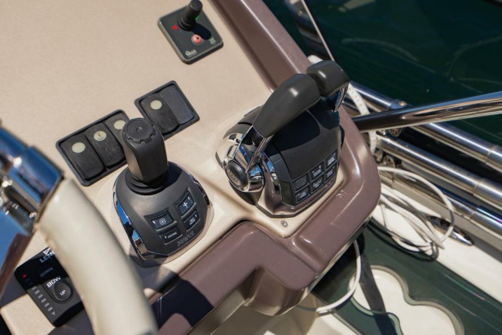 Slide: The Image of Beneteau Monte Carlo MC5 w/SeaKeeper 2017 - 4726828