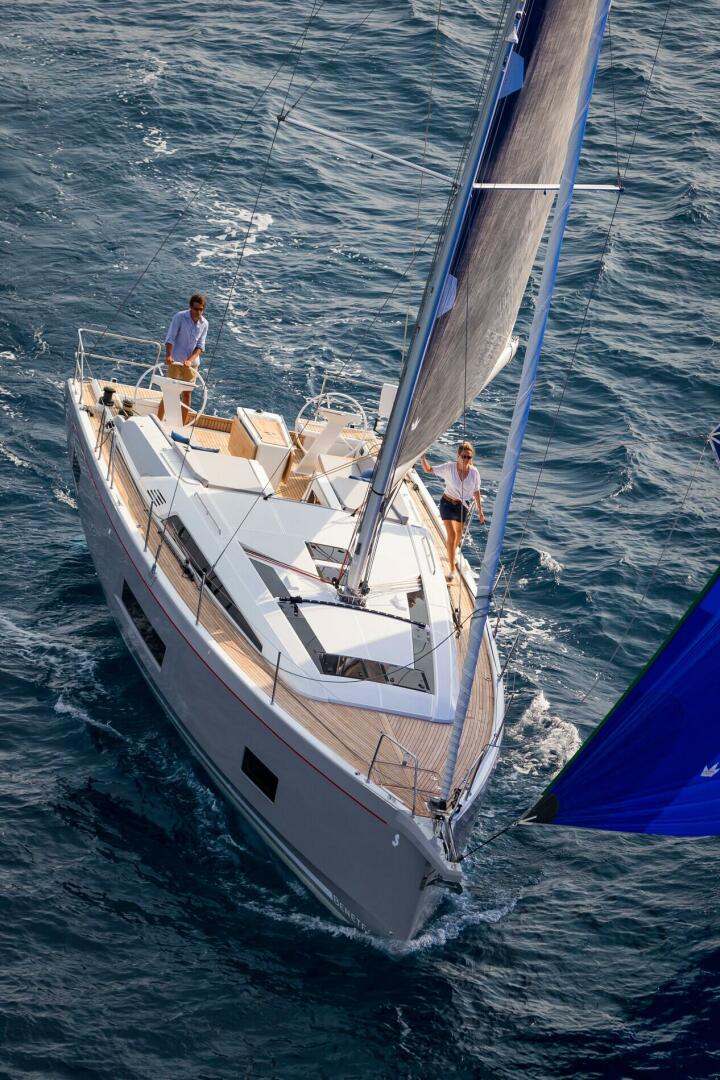 Slide: The Image of Beneteau Oceanis 2025 - 5298175