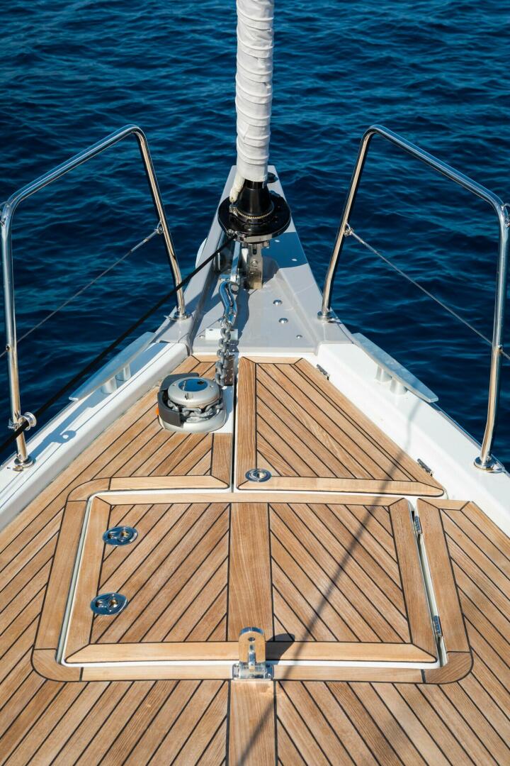 Slide: The Image of Beneteau Oceanis 2025 - 5298193