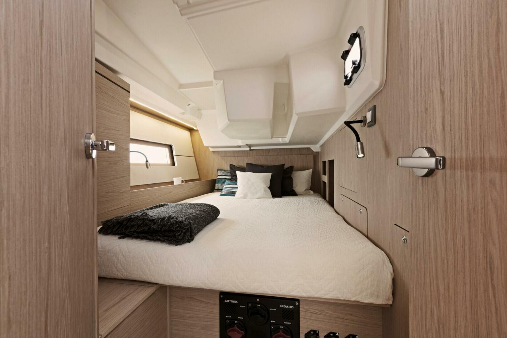 Slide: The Image of Beneteau Oceanis 2025 - 5298197