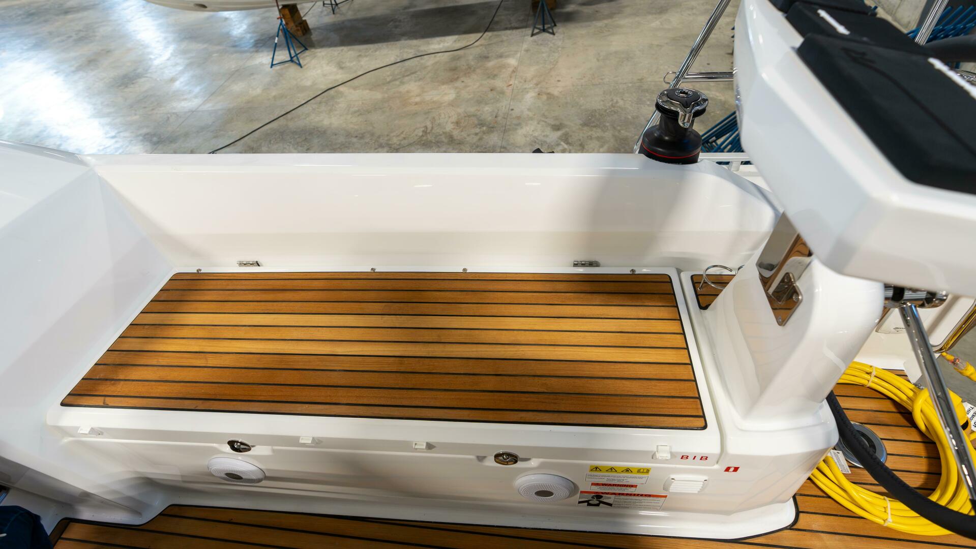Slide: The Image of BENETEAU Oceanis 30.1 - 37