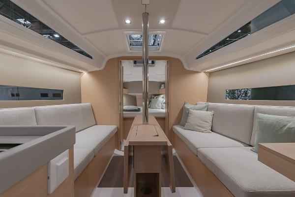 Slide: The Image of Beneteau Oceanis 30.1 #15436 2023 - 9