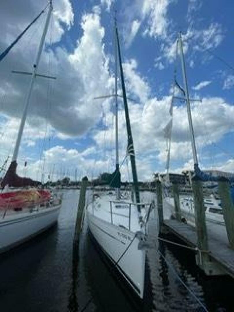 Slide: The Image of Beneteau Oceanis 311 2000 - 5293311