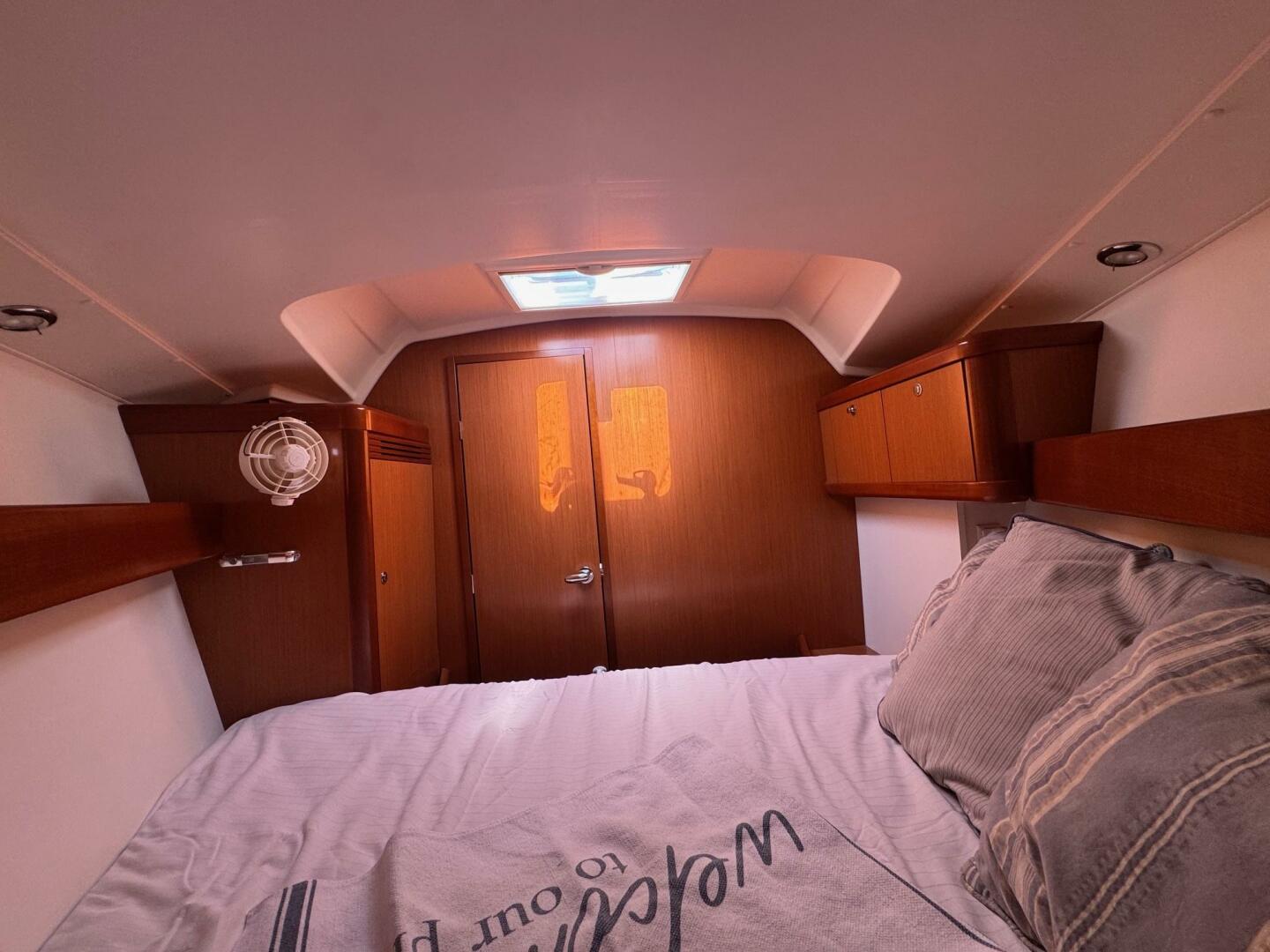 Slide: The Image of Beneteau Oceanis 34 2009 - 5537179