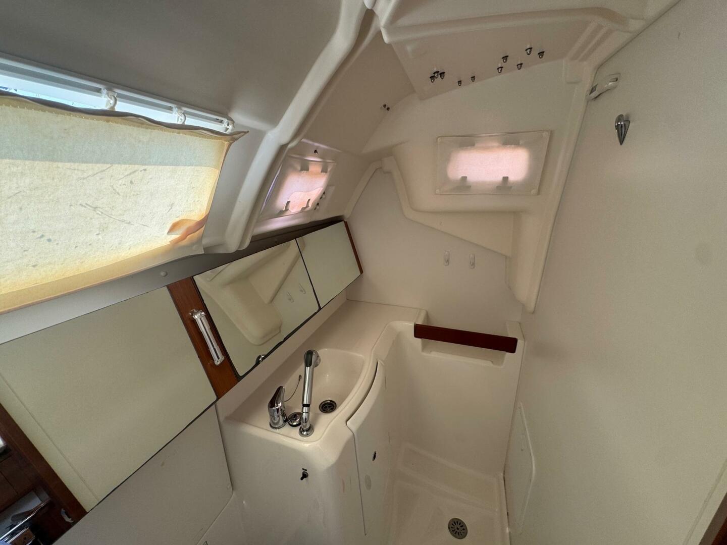 Slide: The Image of Beneteau Oceanis 34 2009 - 5537162