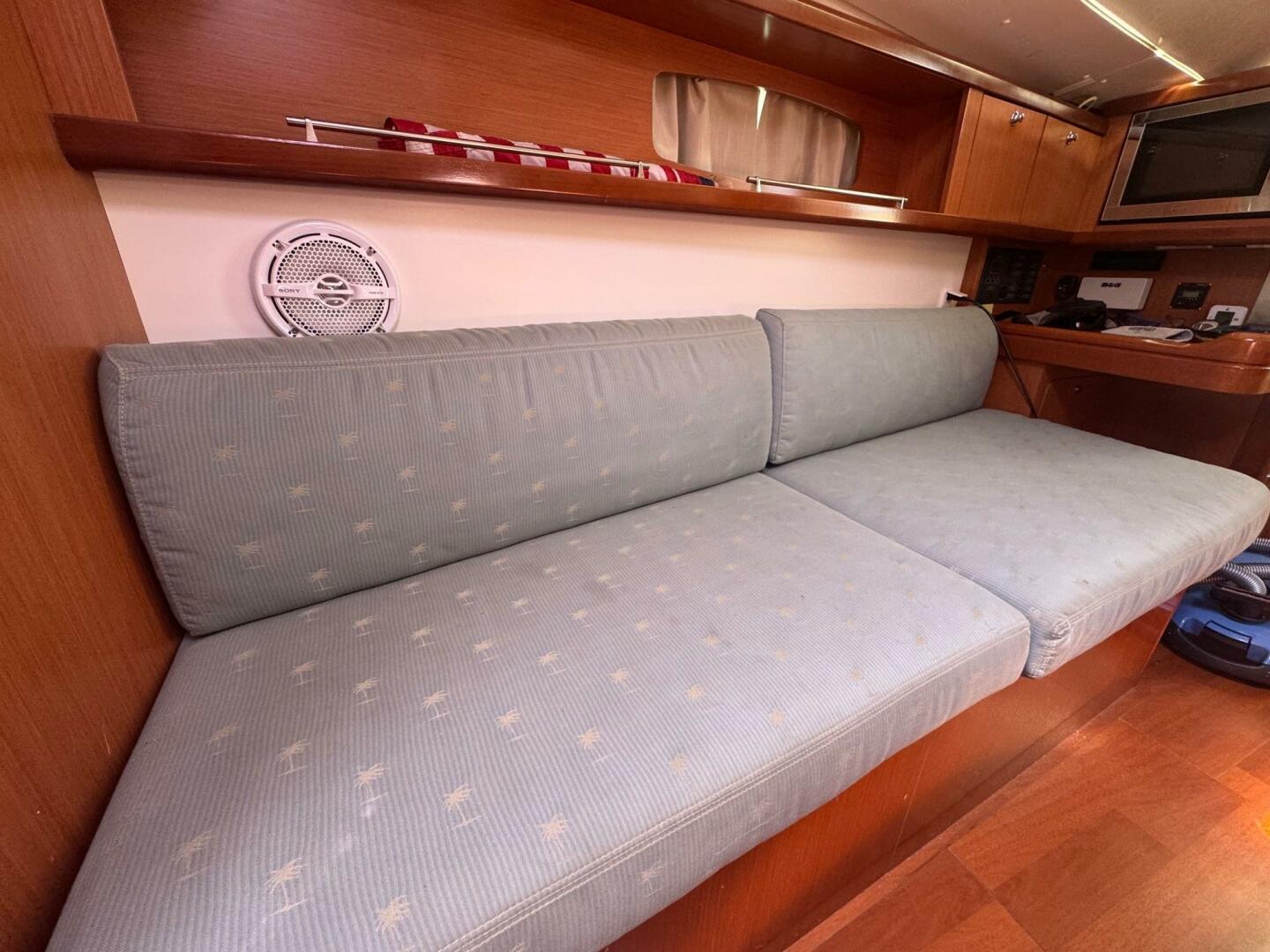 Slide: The Image of Beneteau Oceanis 34 2009 - 5537167