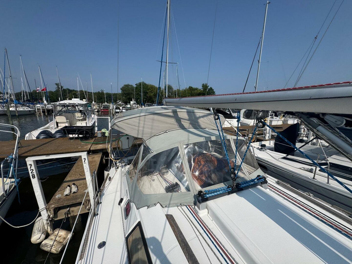Slide: The Image of Beneteau Oceanis 34 2009 - 5537191