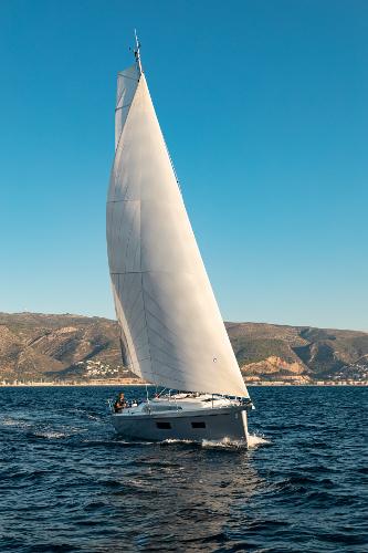 Slide: The Image of Beneteau Oceanis 34.1 2023 - 0