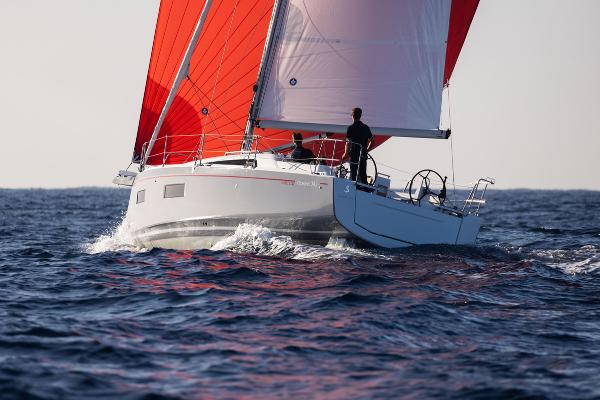 Slide: The Image of Beneteau Oceanis 34.1 2023 - 9