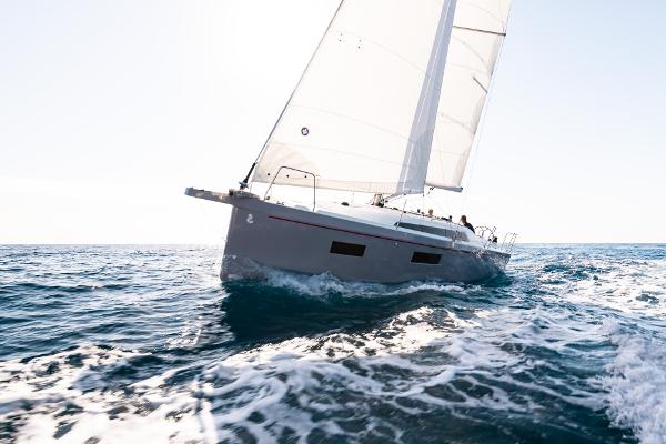 Slide: The Image of Beneteau Oceanis 34.1 2024 - 2