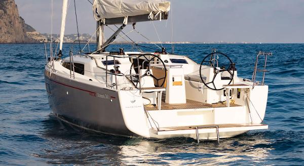 Slide: The Image of Beneteau Oceanis 34.1 2024 - 8