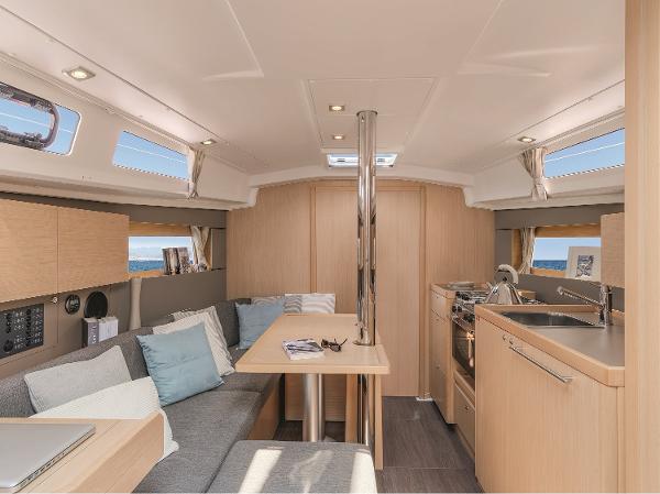 Slide: The Image of Beneteau Oceanis 35.1 2021 - 2