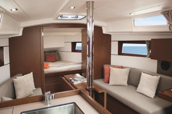 Slide: The Image of Beneteau Oceanis 35.1 2021 - 4