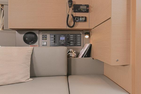 Slide: The Image of Beneteau Oceanis 35.1 2021 - 6
