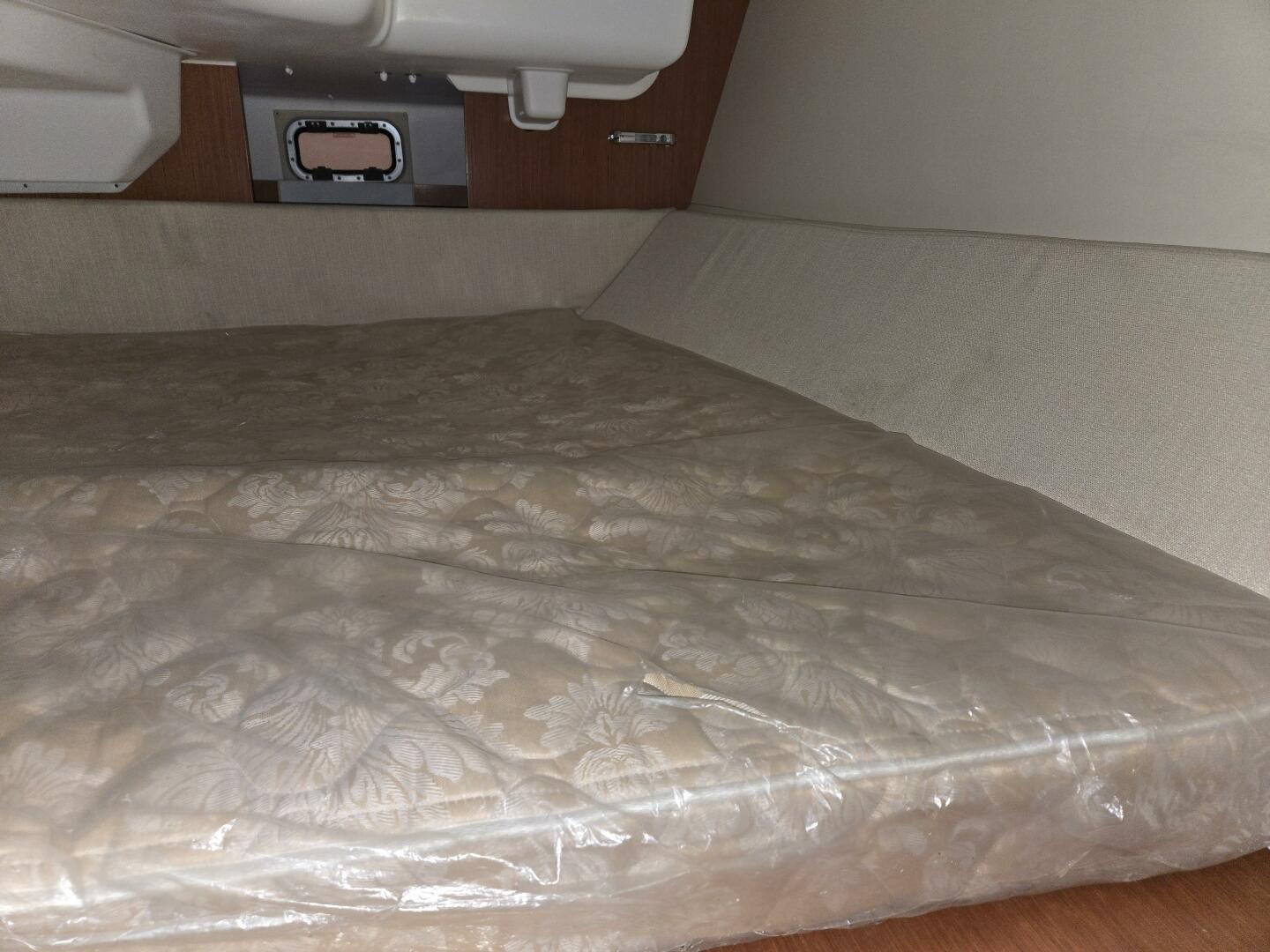 Slide: The Image of Beneteau Oceanis 37 2008 - 5104758