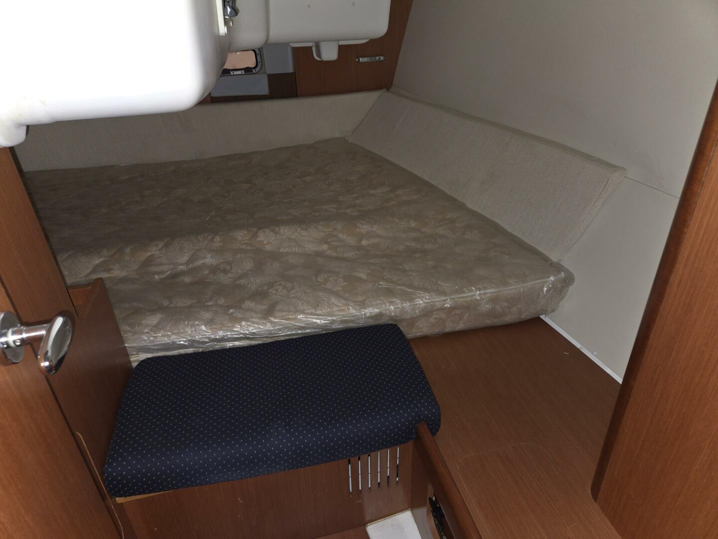 Slide: The Image of Beneteau Oceanis 37 2008 - 5104759