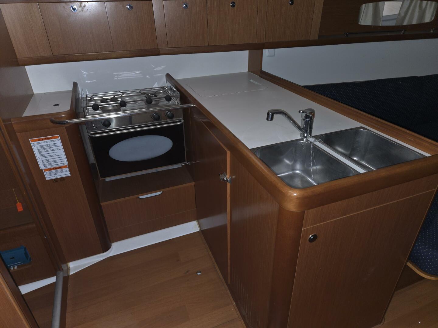 Slide: The Image of Beneteau Oceanis 37 2008 - 5104768