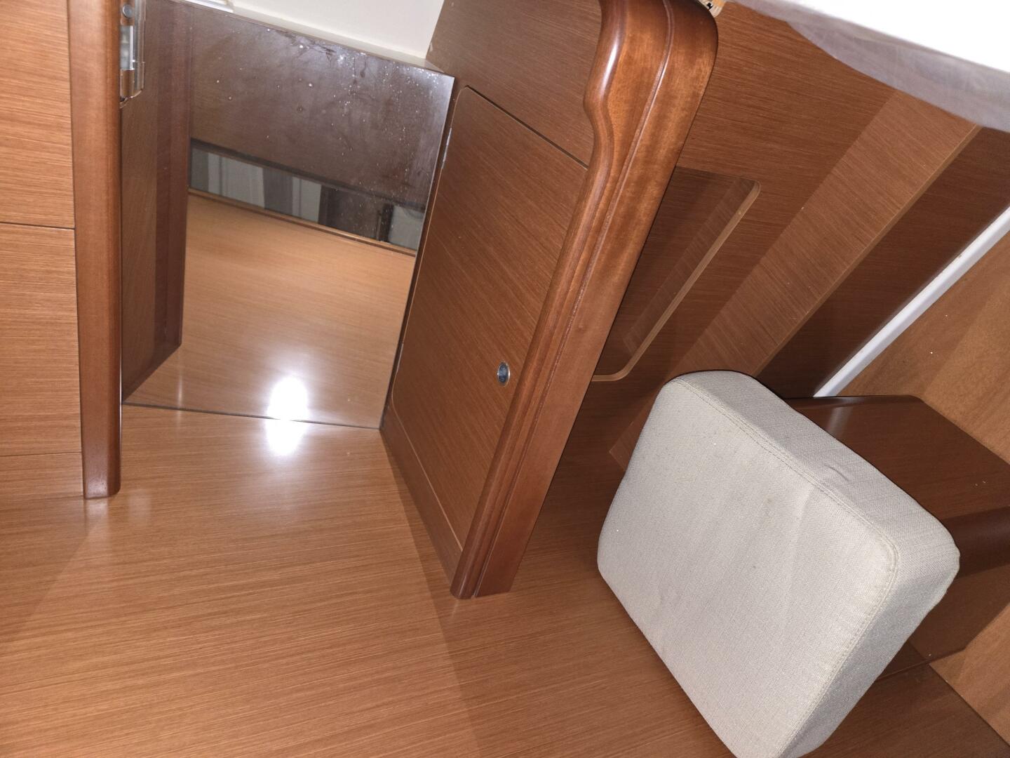 Slide: The Image of Beneteau Oceanis 37 2008 - 5104775