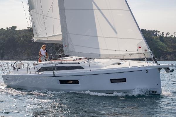 Slide: The Image of Beneteau Oceanis 37.1 2024 - 1
