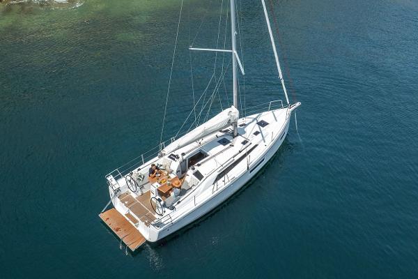 Slide: The Image of Beneteau Oceanis 37.1 2024 - 3