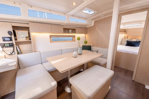 Slide: The Image of Beneteau Oceanis 37.1 2024 - 6