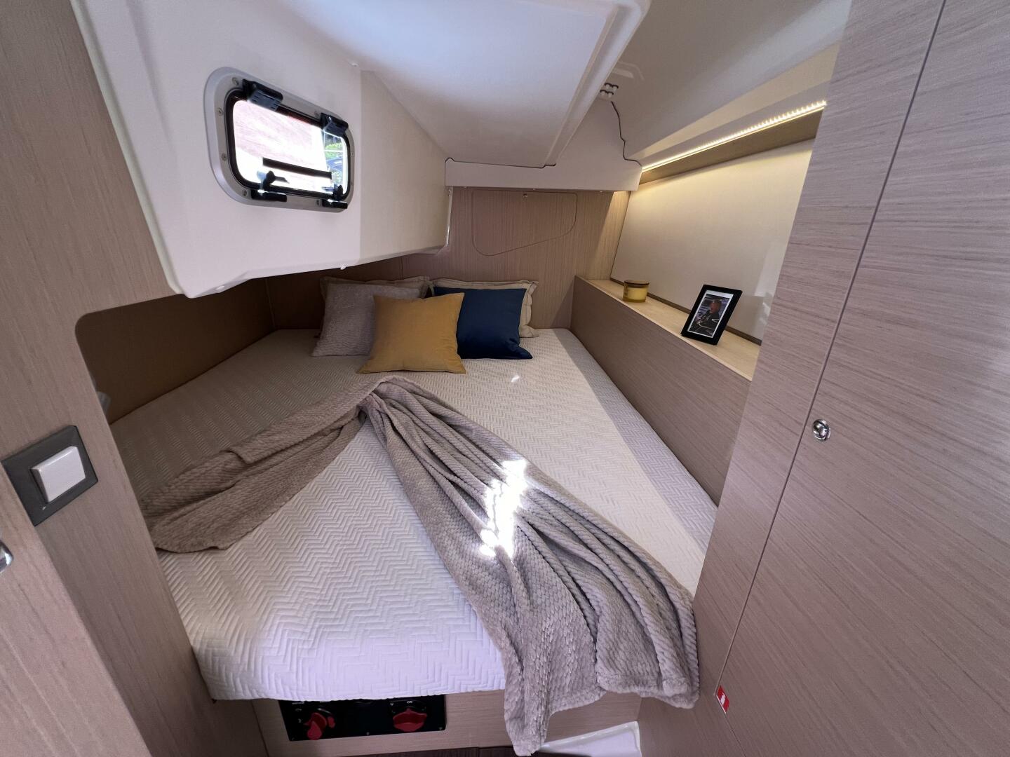 Slide: The Image of Beneteau Oceanis 37.1 - 4708022