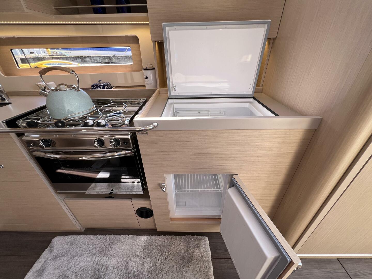 Slide: The Image of Beneteau Oceanis 37.1 - 4708025