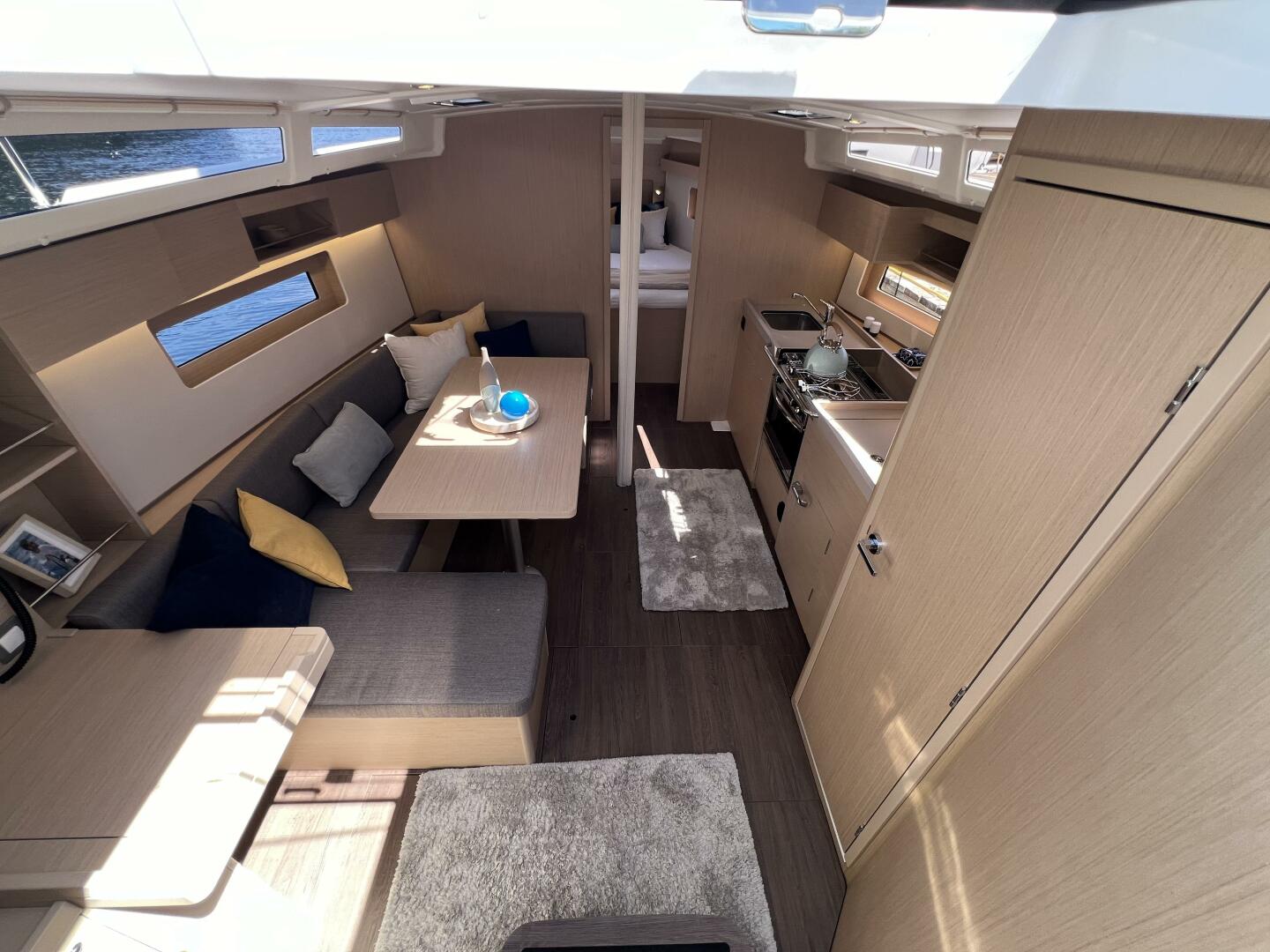 Slide: The Image of Beneteau Oceanis 37.1 - 4708012
