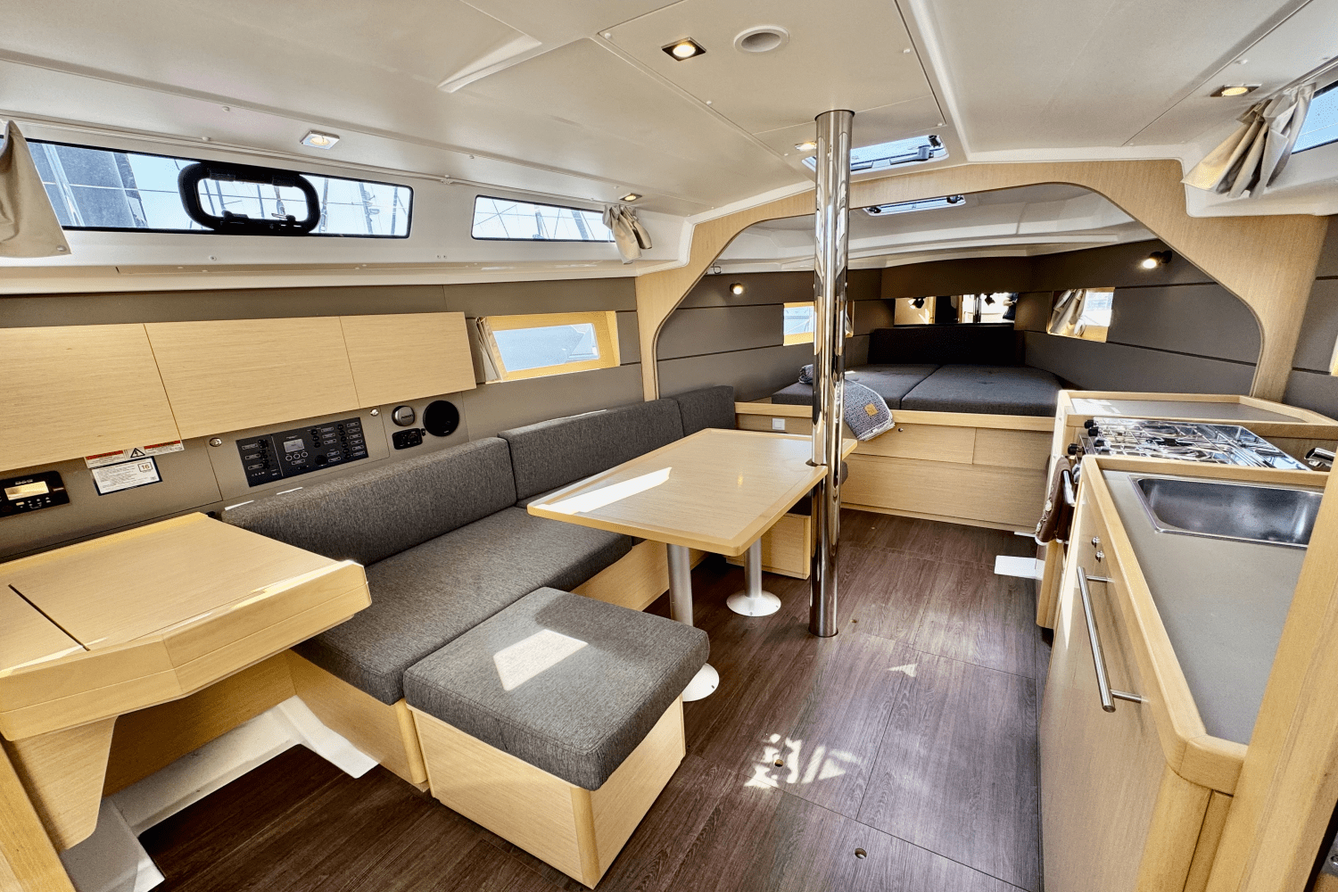 Slide: The Image of Beneteau OCEANIS 38 2014 - 39